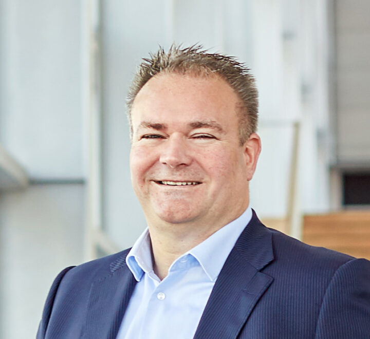 Fischer ams ix portrait 2022 peter square
