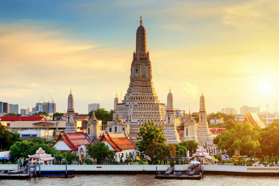 Bangkok shutterstock 698378932 LR